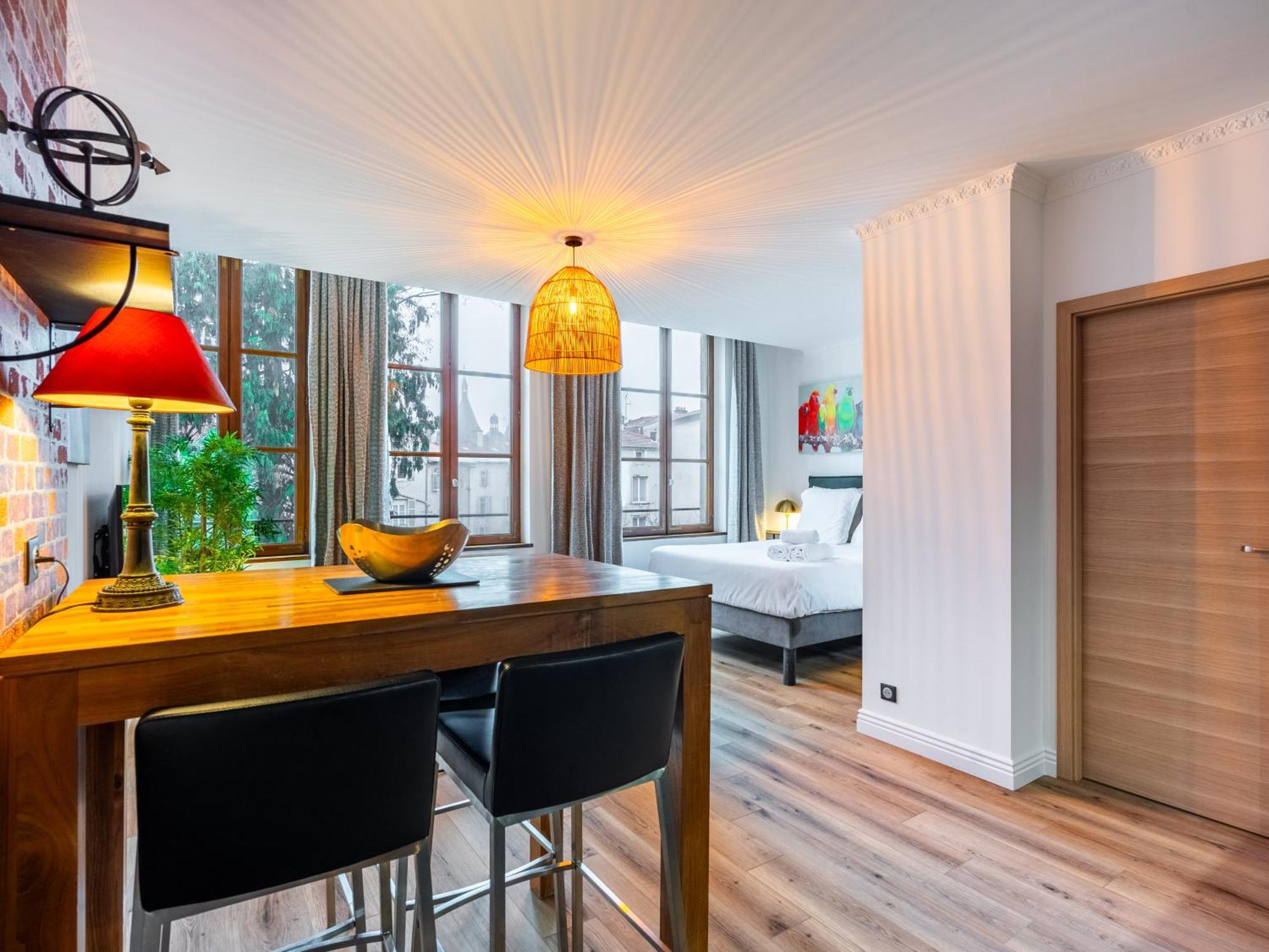 Le Relais Ducal - Appartements D'Hotes Vieille Ville Нанси Екстериор снимка
