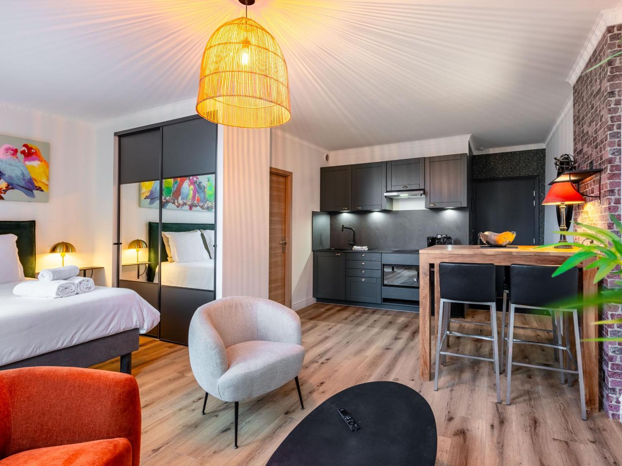 Le Relais Ducal - Appartements D'Hotes Vieille Ville Нанси Екстериор снимка